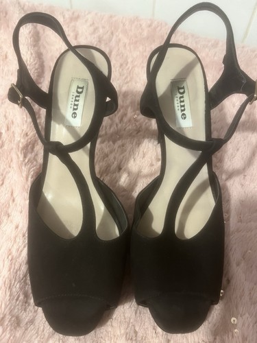 Ladies shoes size - 7, dune